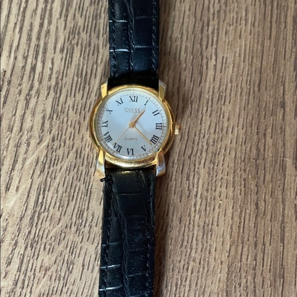 Watch (Guess) - Picture 3 of 5